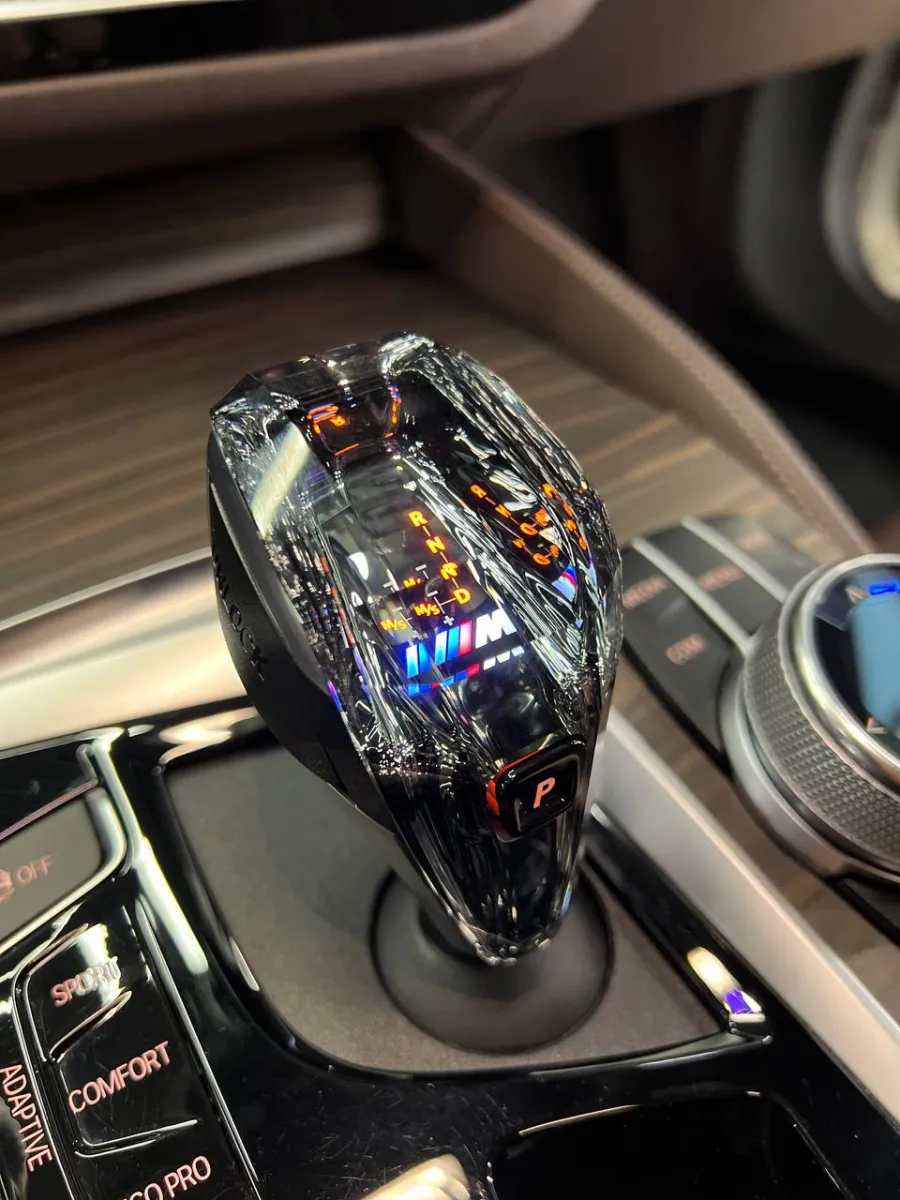 Комплект хрустальных элементов салона BMW G-ser 5, 7, 6GT M-logo