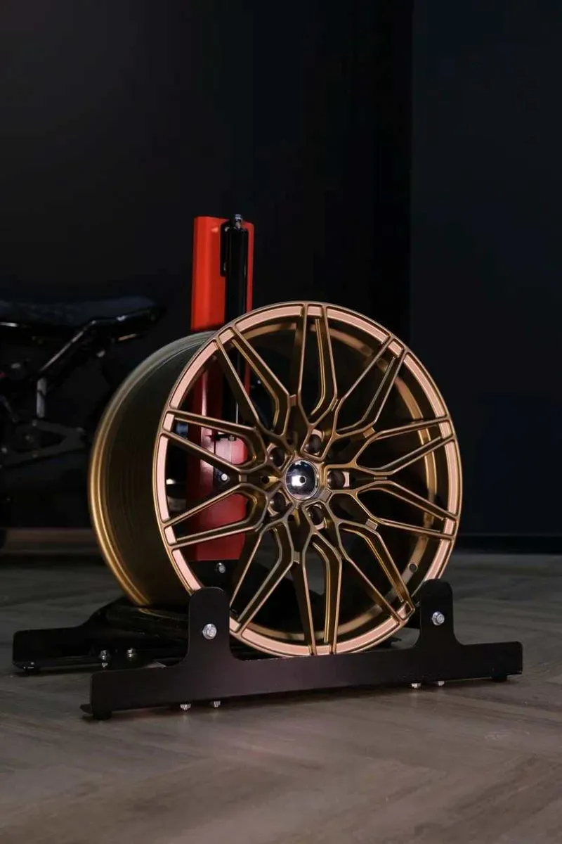 Комплект литых дисков Bronze R19