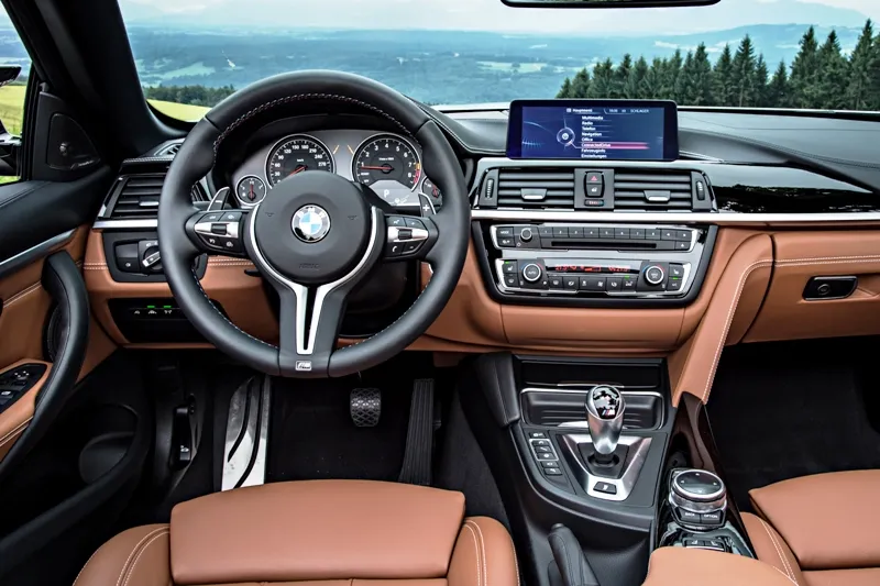 Защитная пленка для салона автомобиля BMW M4CS 2019