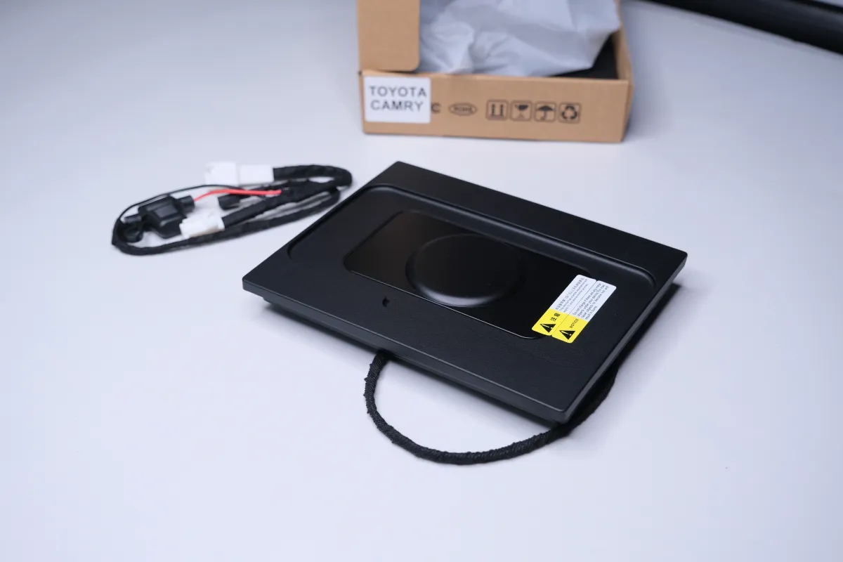 Беспроводное зарядное устройство MagSafe Toyota Camry