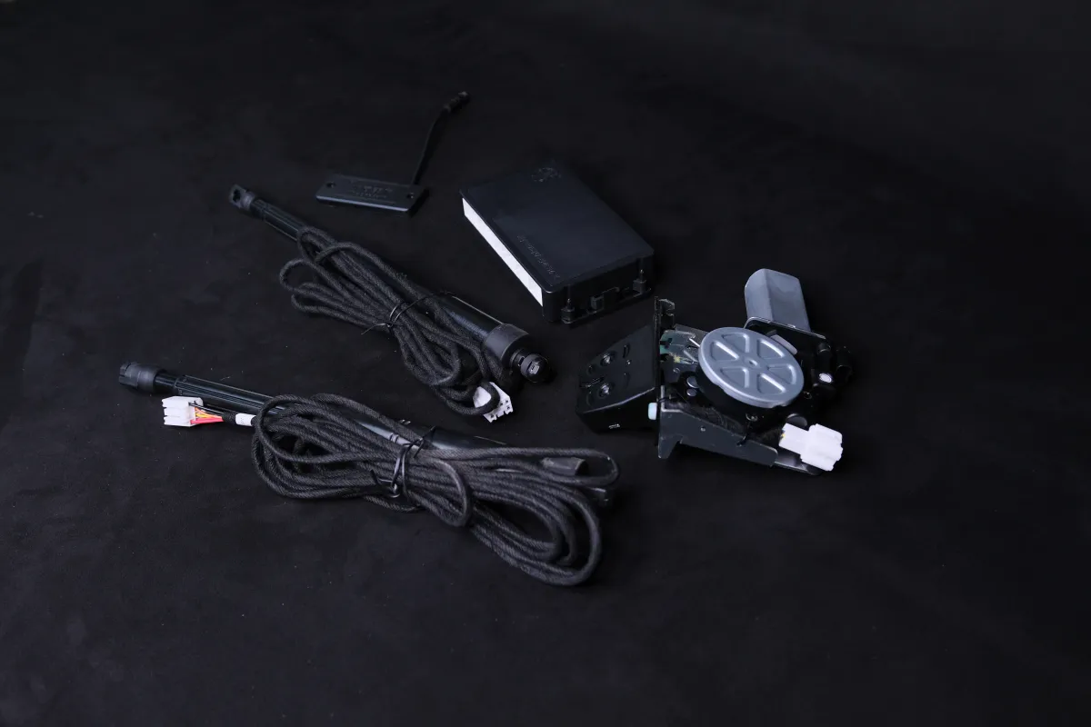 Электропривод багажника Mercedes C-class W205 2014-2021