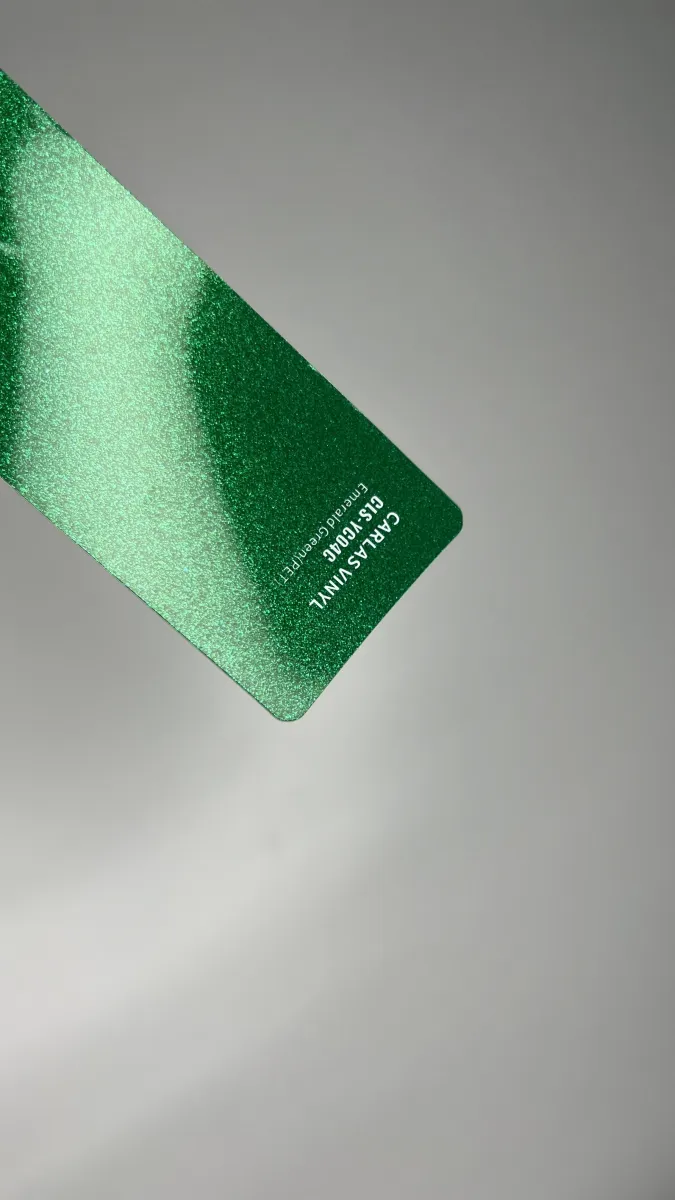 Пленка виниловая Carlas CLS-YC04C Emerald Green