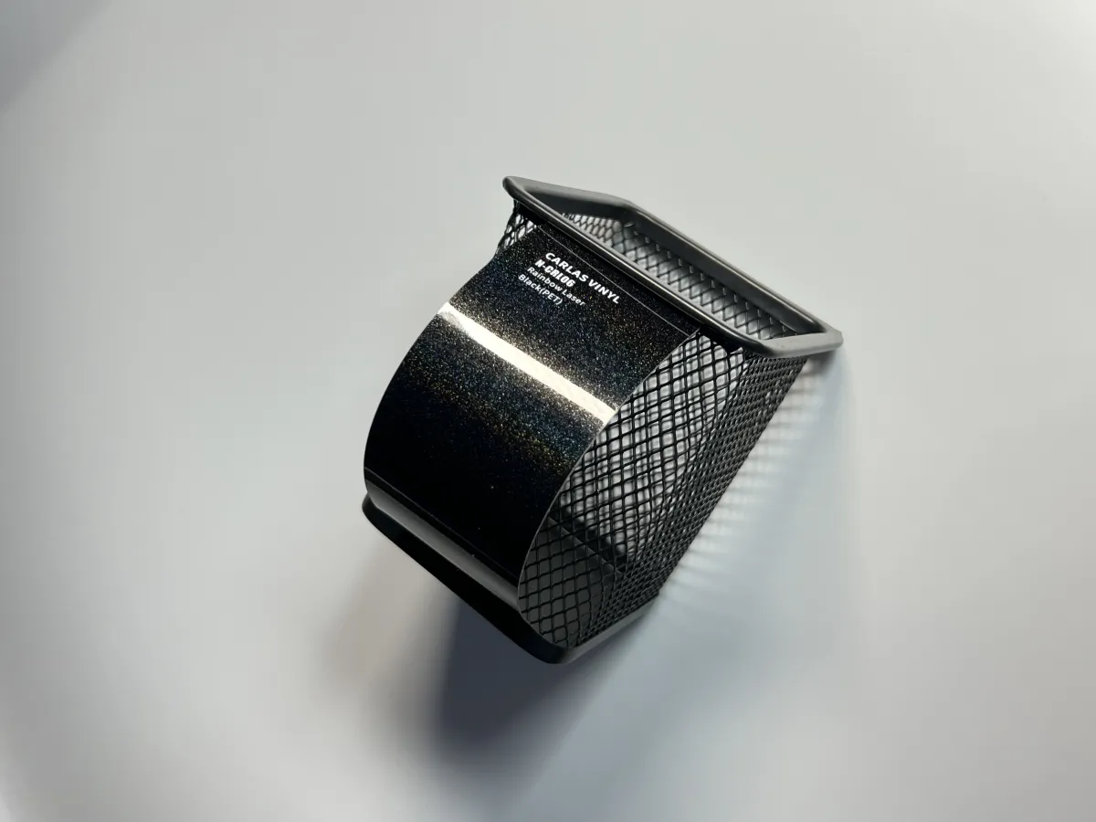 Пленка виниловая Carlas N-CRL06 Rainbow Laser Black (PET)